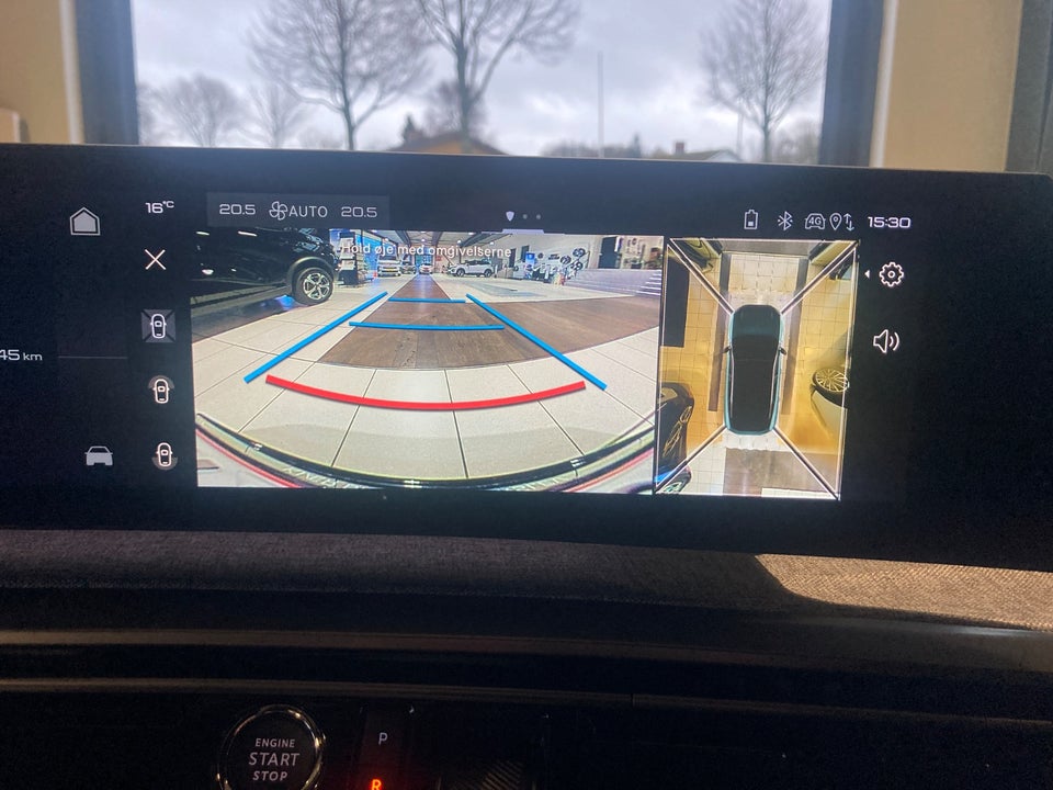 Peugeot e-3008 77 GT Pack 5d