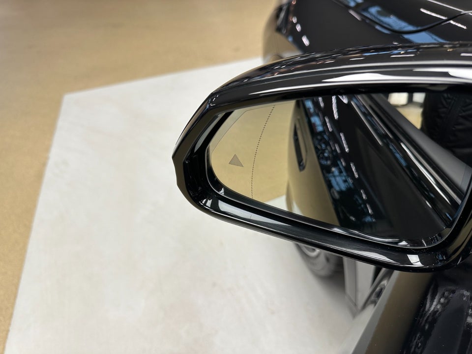 BMW iX1 eDrive20 M-Sport Pro 5d