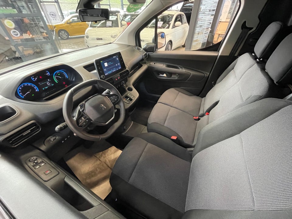 Peugeot e-Partner 50 L1V2 Plus Van