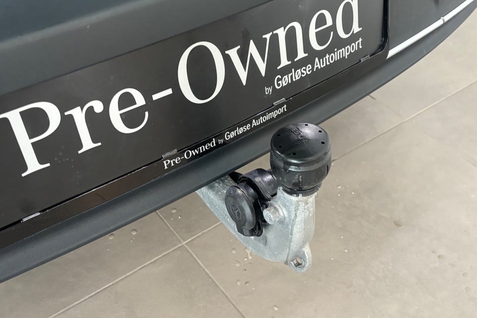 Mercedes EQA300 Progressive 4Matic 5d