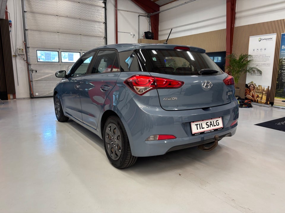 Hyundai i20 1,25 Fresh 5d