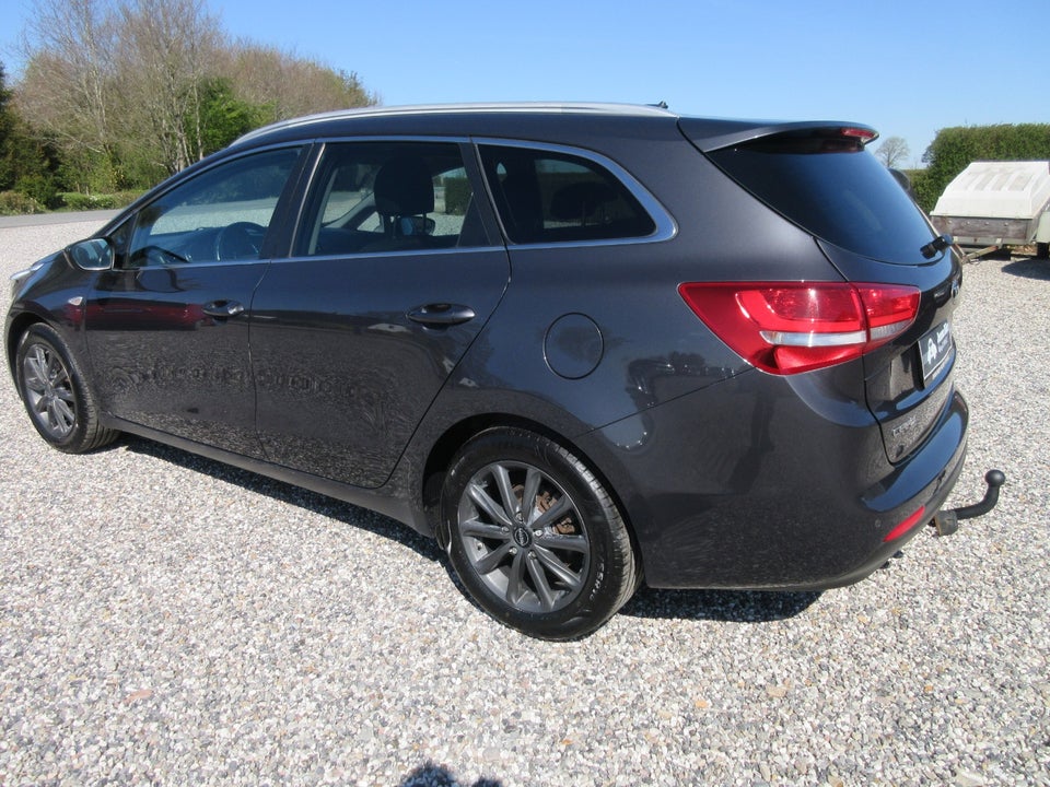 Kia Ceed 1,0 T-GDi Attraction SW 5d