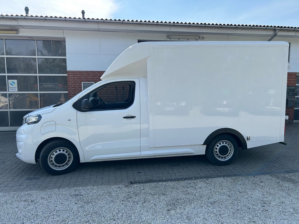 Peugeot e-Expert 75 L2 Plus Van