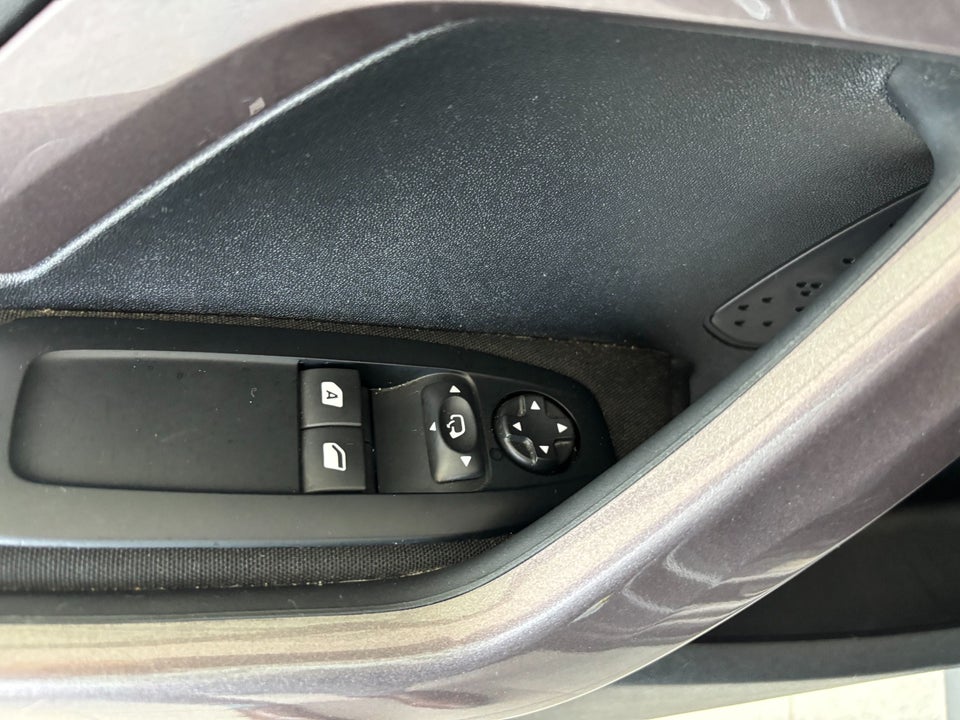 Peugeot 2008 1,2 VTi 82 Active 5d