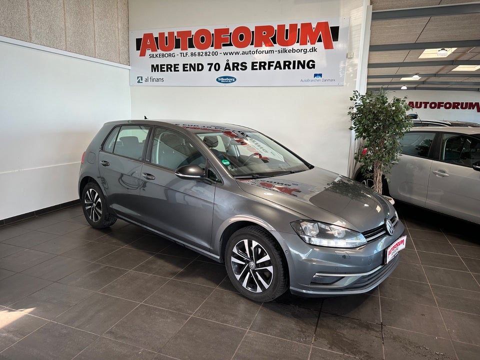 VW Golf VII 1,6 TDi 115 IQ.Drive DSG 5d