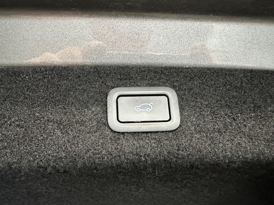 Xpeng P7 Long Range 4d