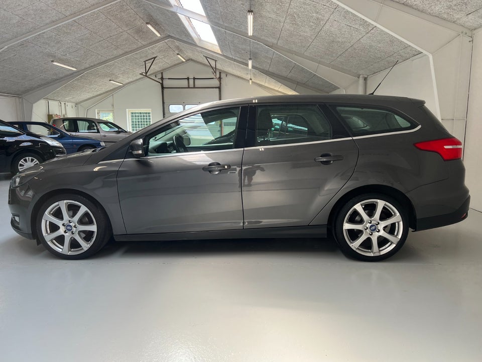 Ford Focus 1,0 SCTi 125 Titanium stc. 5d