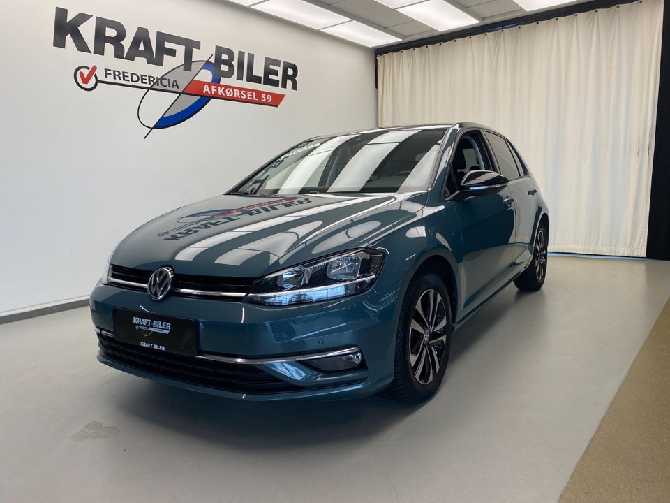 VW Golf VII 1,6 TDi 115 IQ.Drive DSG 5d