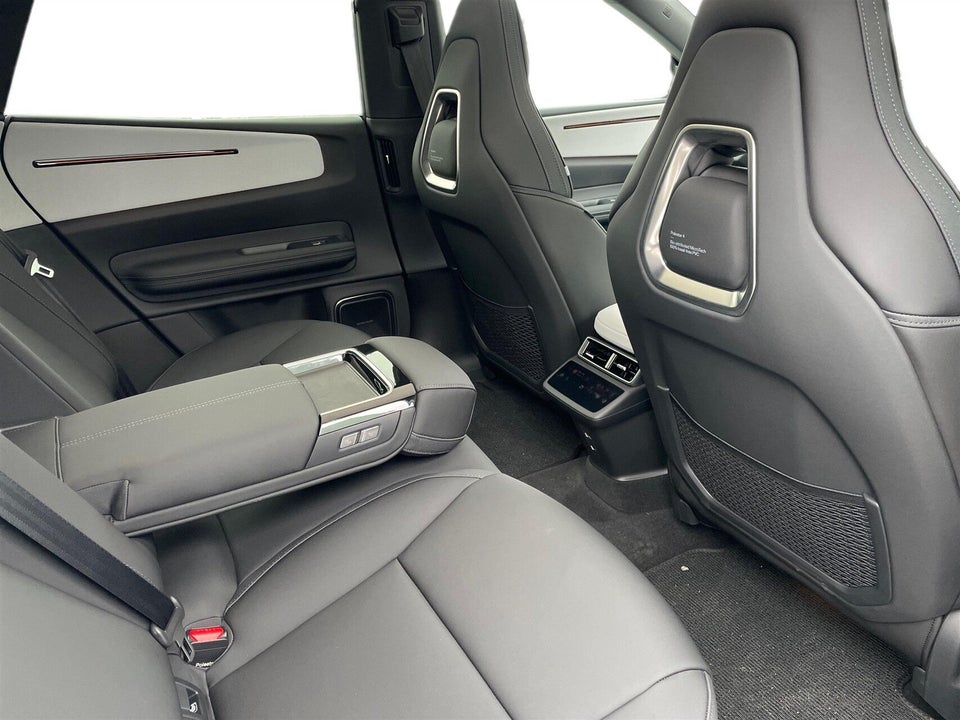 Polestar 4 Long Range Nordic Edition 5d