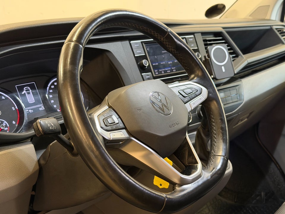 VW Transporter 2,0 TDi 150 Kassevogn DSG kort