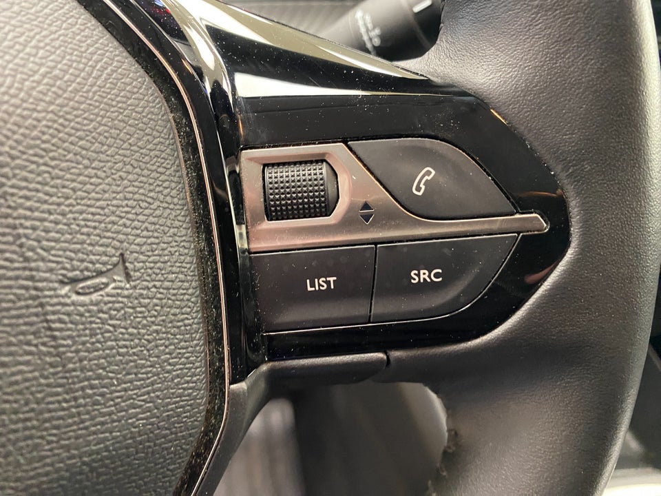Peugeot 208 1,2 PureTech 75 Active 5d