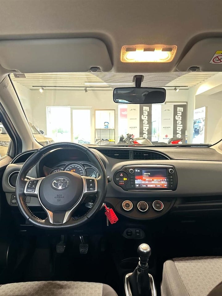 Toyota Yaris 1,3 VVT-i T2 Limited 5d
