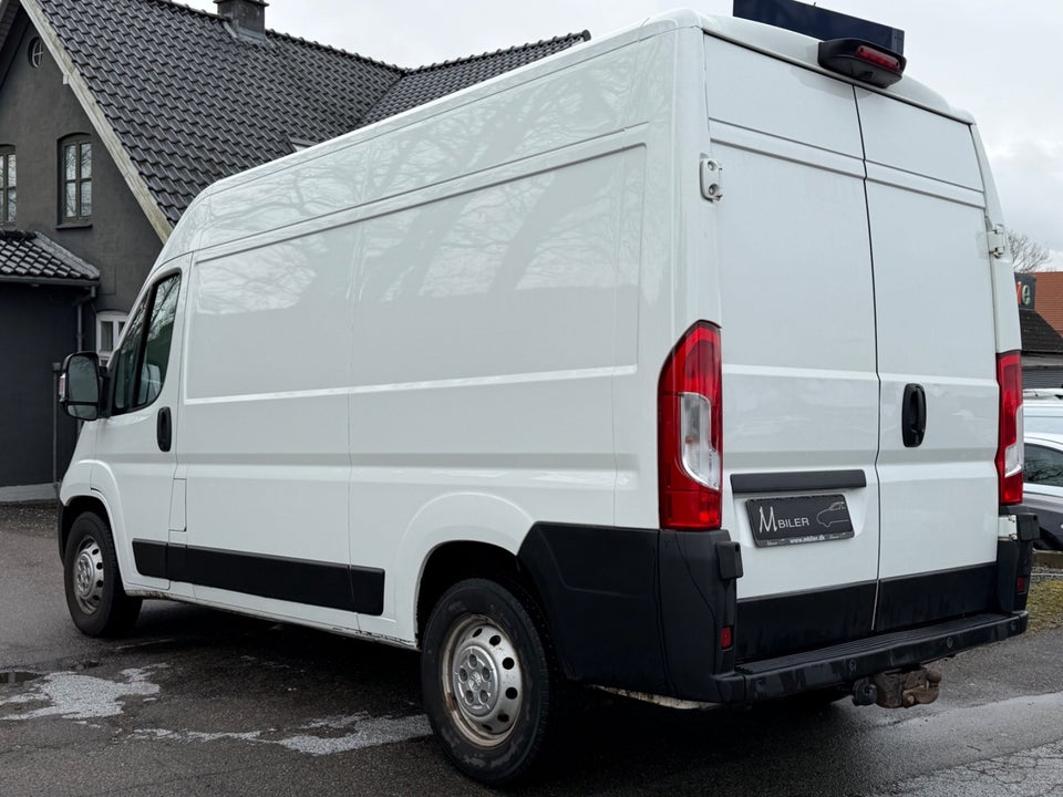 Peugeot Boxer 335 2,0 BlueHDi 163 L2H2 Premium
