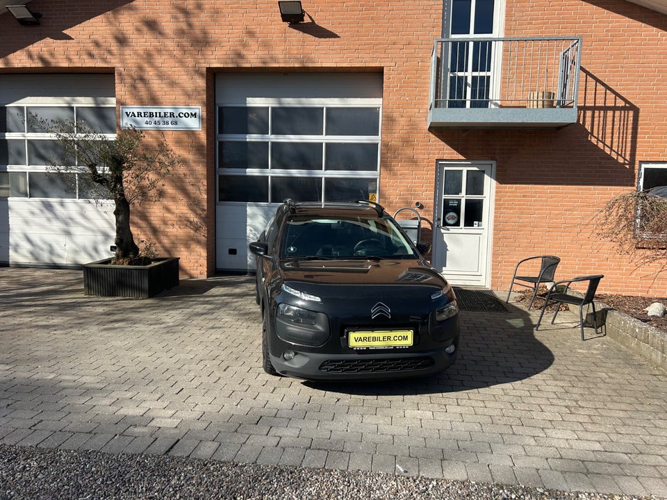 Citroën C4 Cactus 1,6 BlueHDi 100 Feel Van 5d