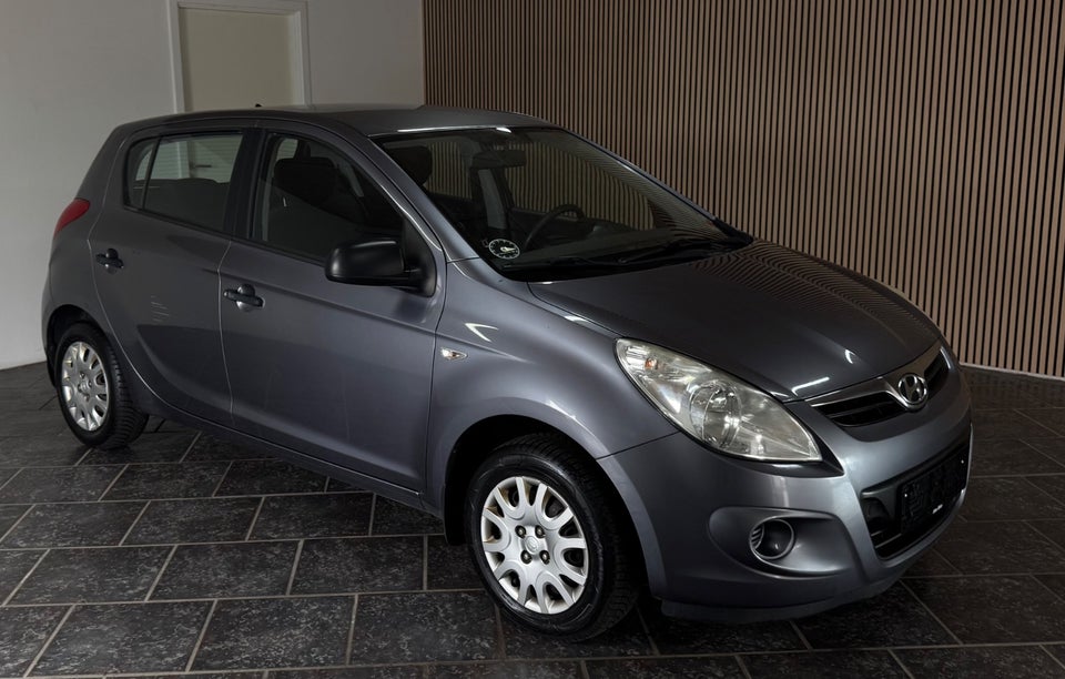 Hyundai i20 1,25 Classic 5d