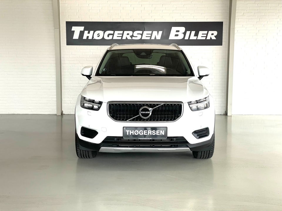 Volvo XC40 2,0 D4 190 Momentum aut. AWD 5d