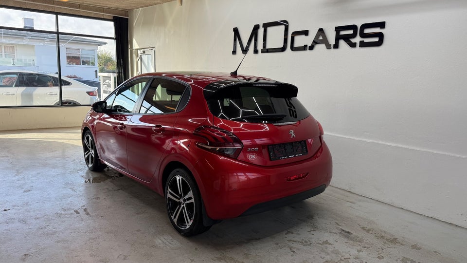 Peugeot 208 1,2 PureTech 110 Signature Sky 5d