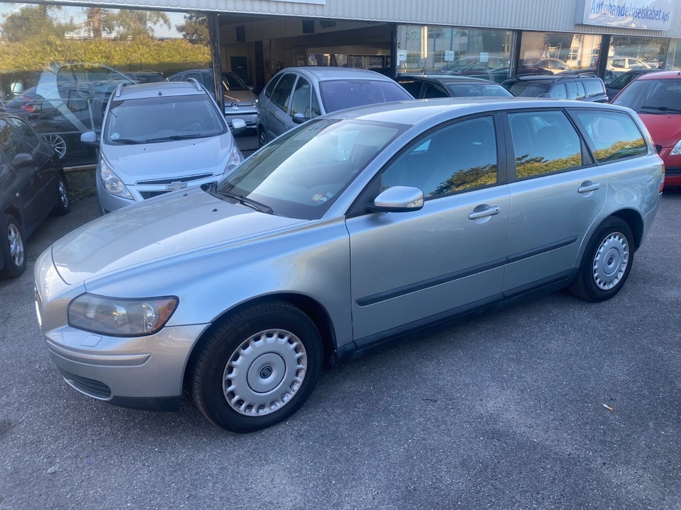 Volvo V50 1,6 Kinetic 5d