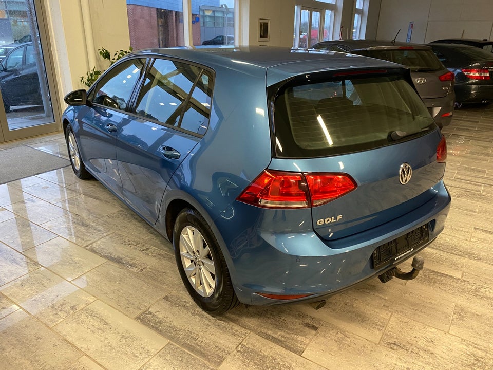 VW Golf VII 1,6 TDi 110 BlueMotion 5d
