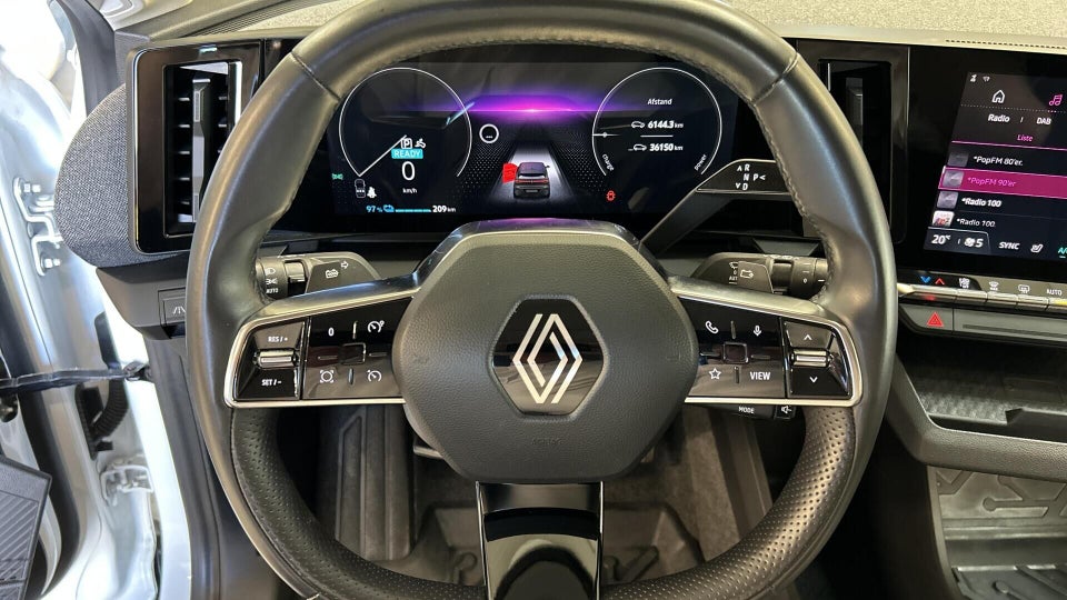 Renault Megane E-Tech 40 Equilibre 5d