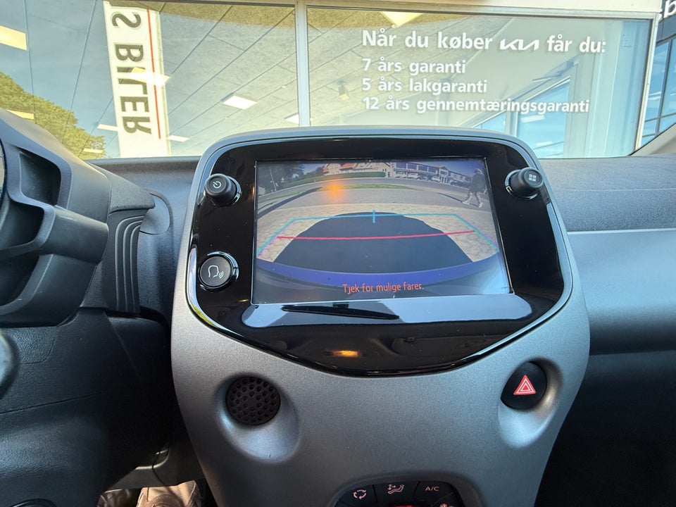 Toyota Aygo 1,0 VVT-i x-pression 5d