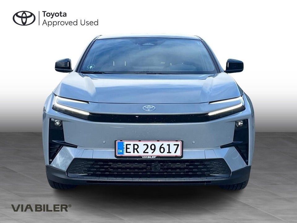 Toyota C-HR+ 77 Executive AWD 5d