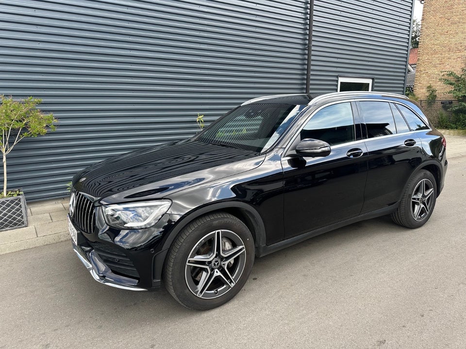 Mercedes GLC300 2,0 AMG Line aut. 4Matic 5d