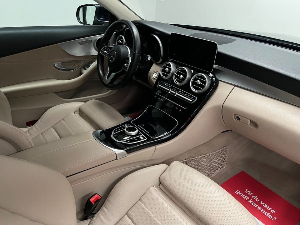 Mercedes C300 2,0 Coupé aut. 2d