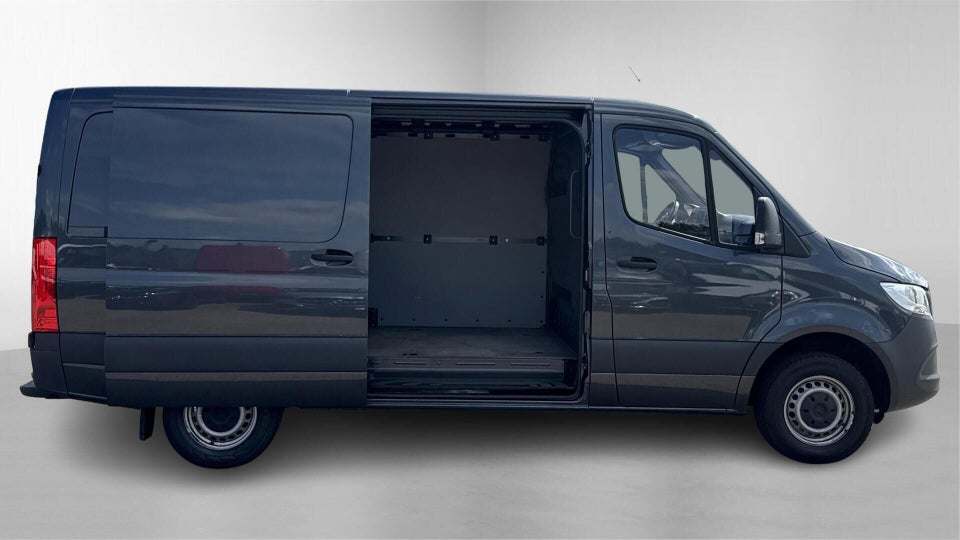 Mercedes Sprinter 317 2,0 CDi A2 Kassevogn aut. RWD