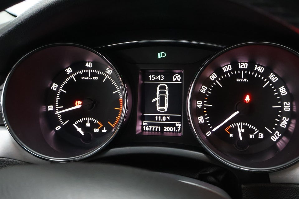 Skoda Superb 1,4 TSi 125 Elegance Combi 5d