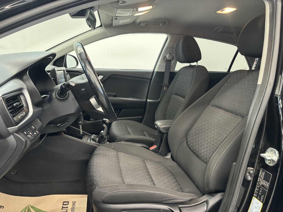Kia Rio 1,0 T-GDi Attraction 5d