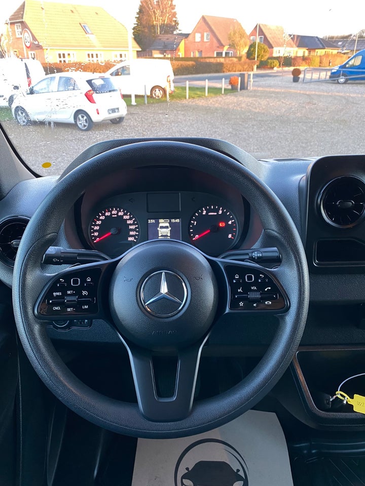 Mercedes Sprinter 317 2,0 CDi A2 Kassevogn aut. RWD