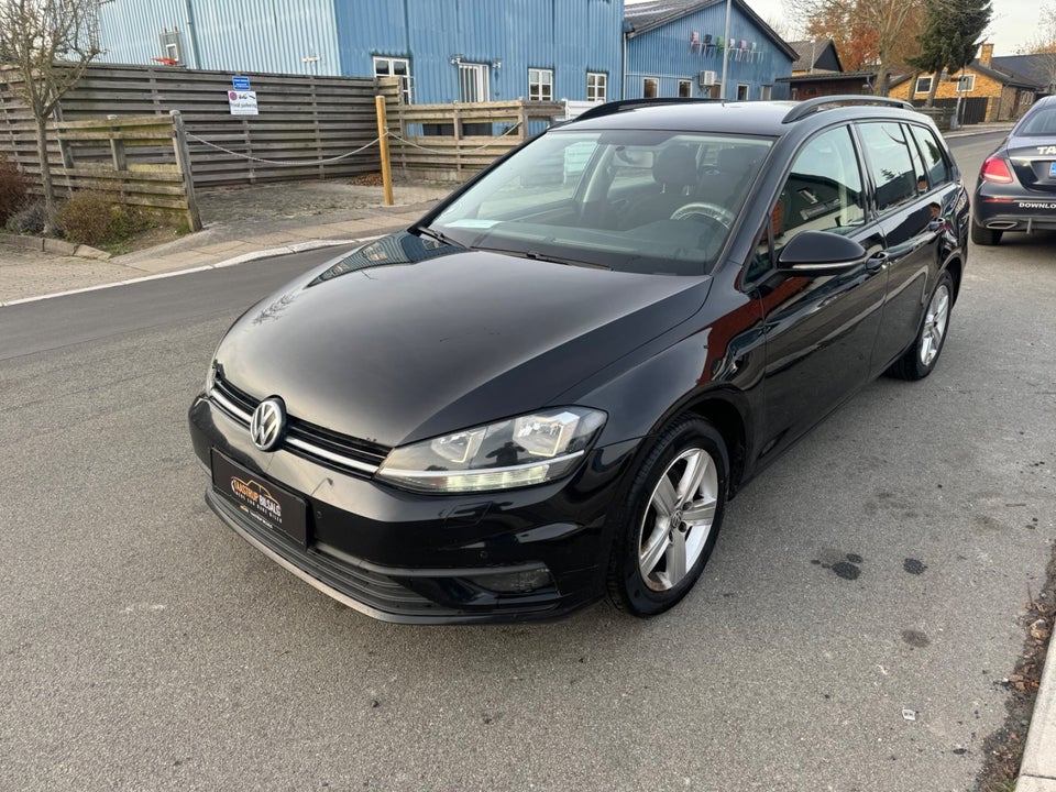 VW Golf VII 1,6 TDi 115 Trendline DSG 5d