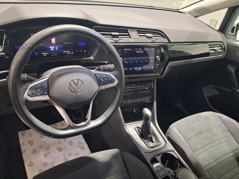 VW Touran 2,0 TDi 150 Comfortline DSG Van 5d