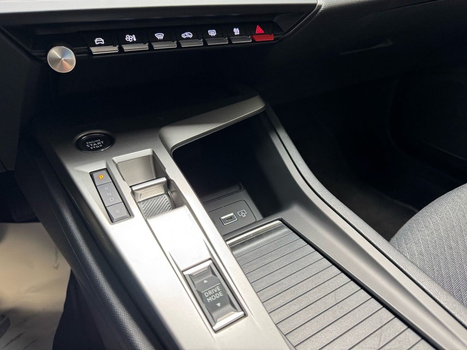 Peugeot e-308 54 Style 5d