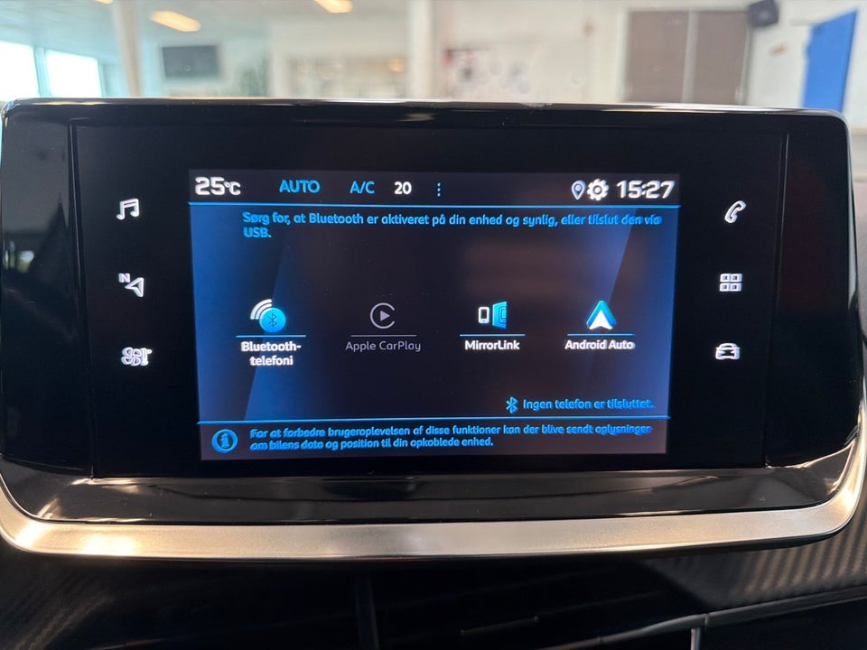 Peugeot 208 1,2 PureTech 100 Allure Sky 5d