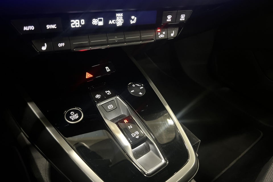 Audi Q4 e-tron 40 Attitude 5d