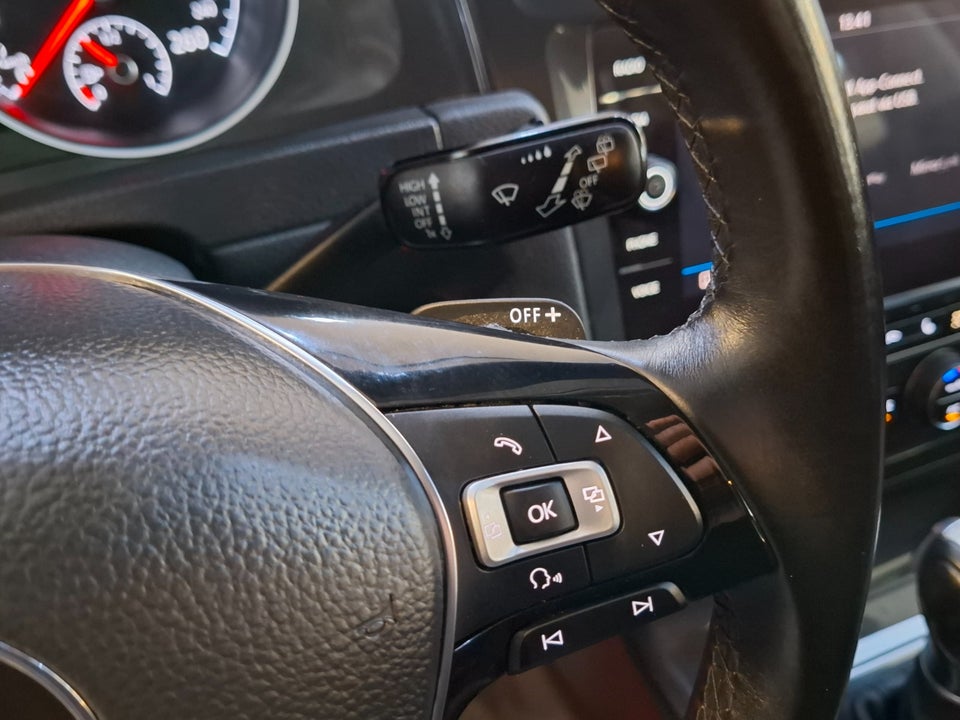 VW Golf VII 1,5 TSi 130 Comfortline DSG 5d