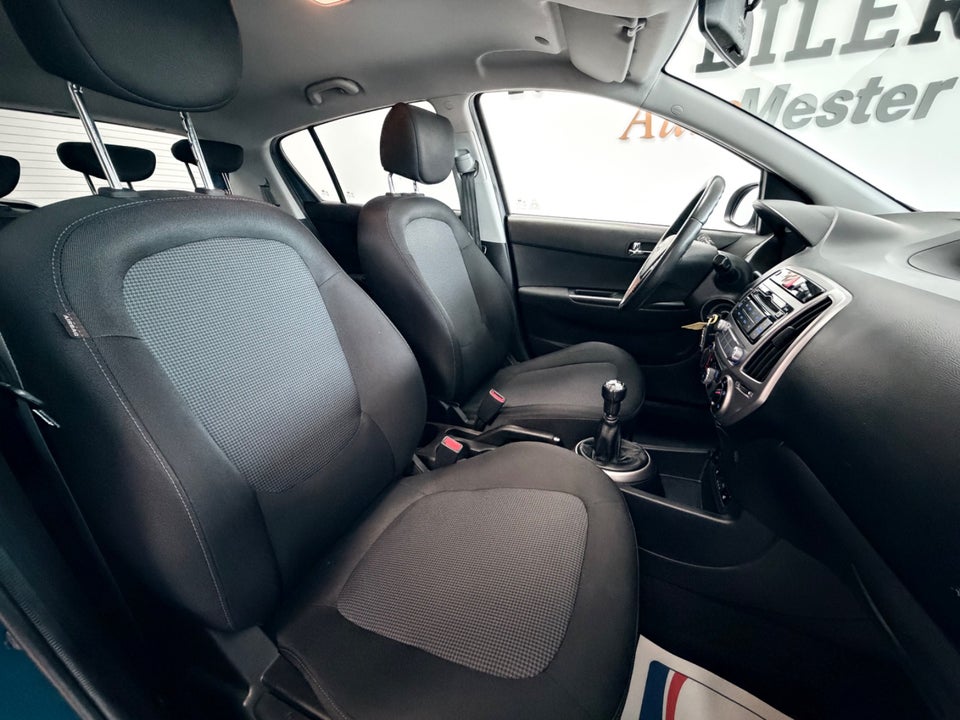 Hyundai i20 1,25 Classic Go! 5d