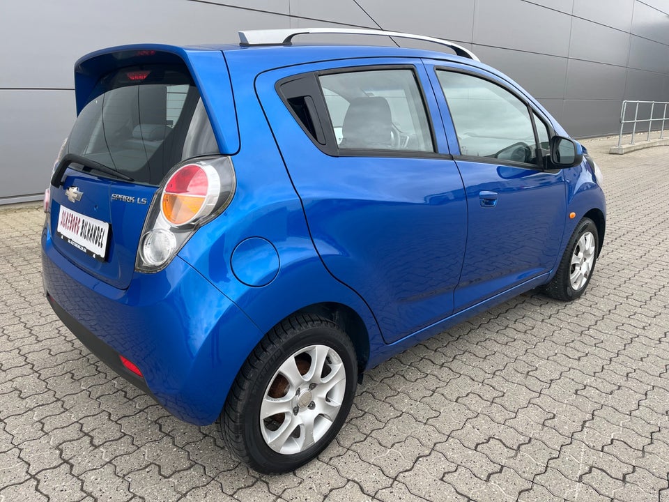 Chevrolet Spark 1,0 LS 5d