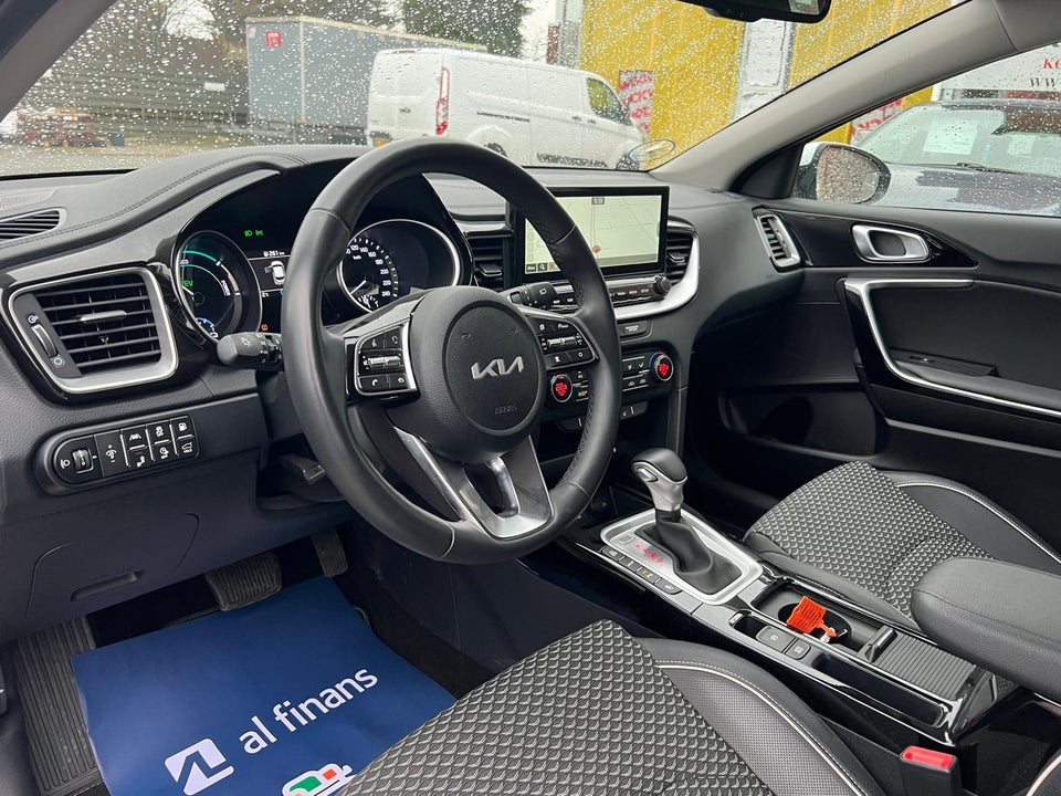 Kia XCeed 1,6 PHEV Prestige DCT 5d