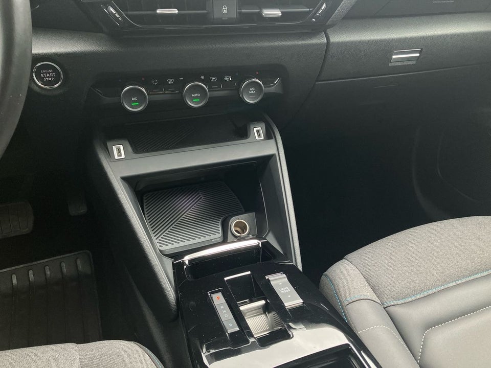 Citroën ë-C4 50 Shine 5d