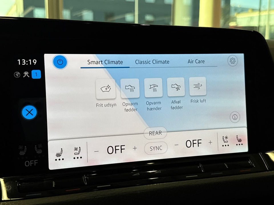 VW Golf VIII 2,0 GTi DSG 5d