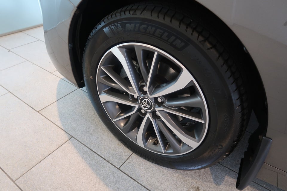 Toyota Verso 1,8 VVT-i T2 Premium 7prs 5d