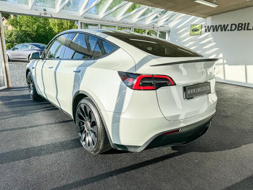 Tesla Model Y Performance AWD 5d