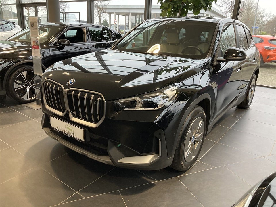 BMW iX1 xDrive30 X-Line 5d