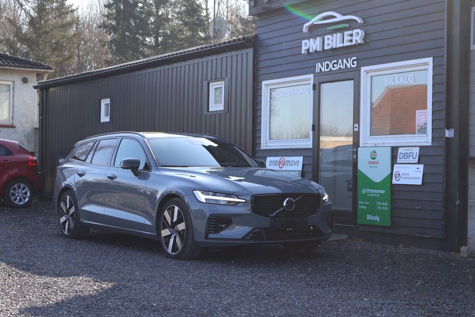 Volvo V60 2,0 T8 ReCharge Ultimate Dark aut. AWD 5d