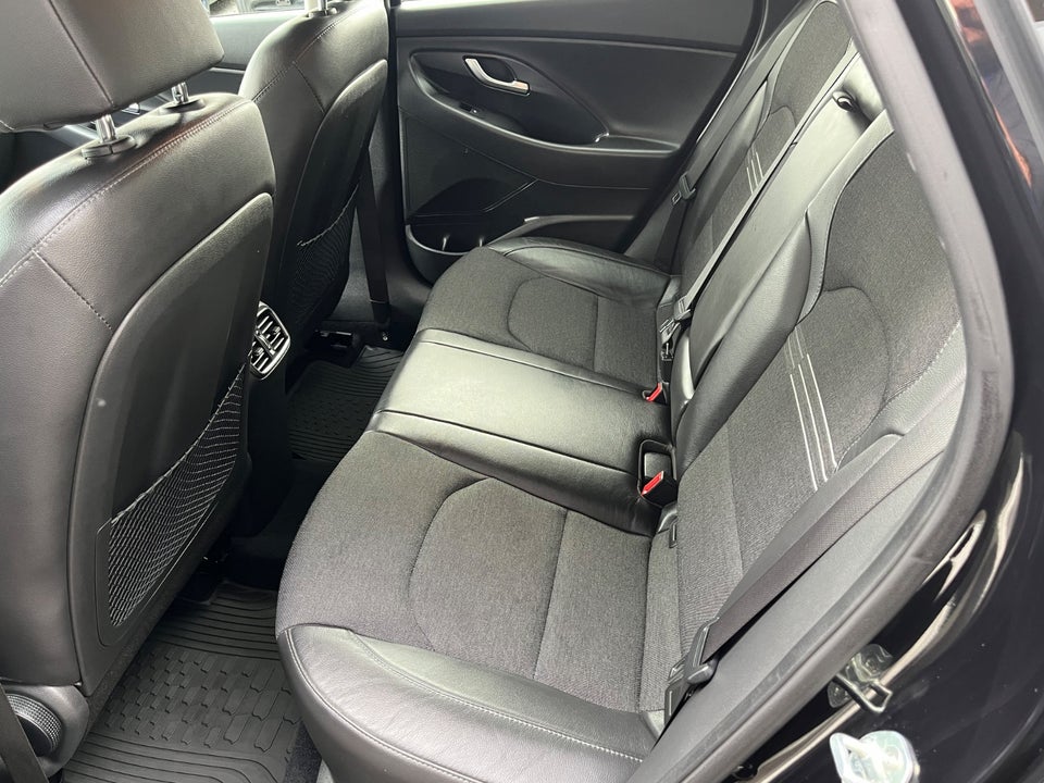 Hyundai i30 1,0 T-GDi Advanced DCT 5d