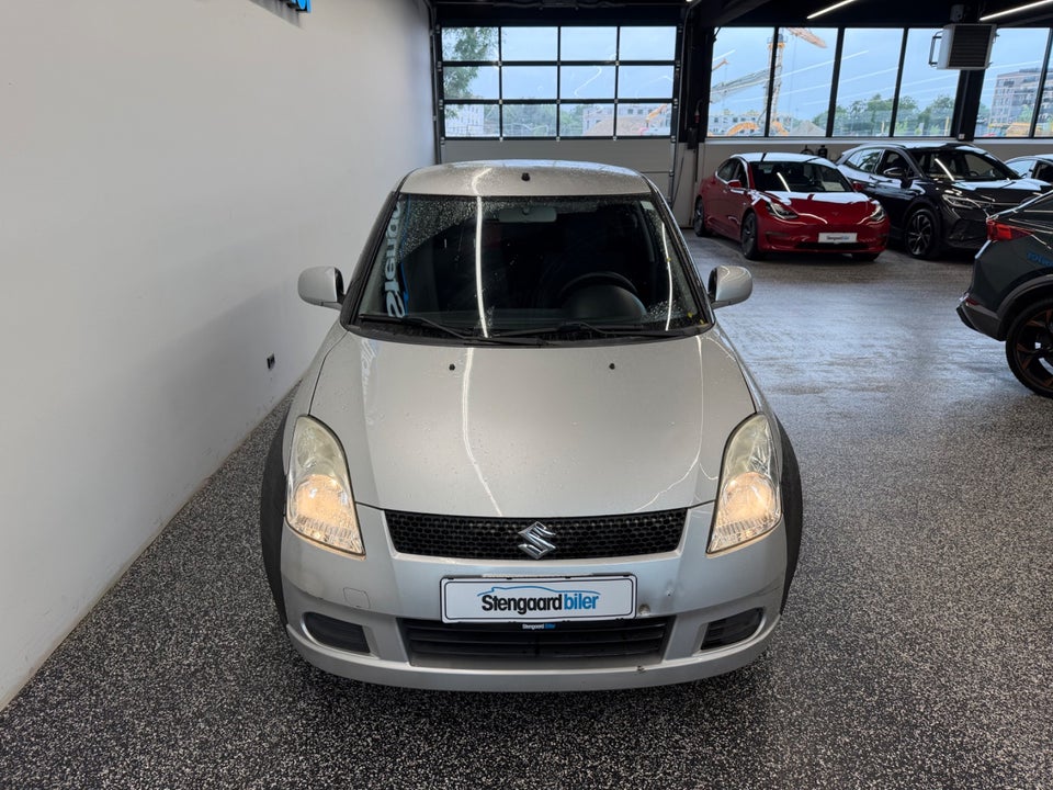 Suzuki Swift 1,5 GL-A 5d