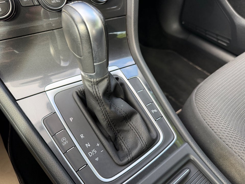 VW Golf VII 1,5 TSi 150 Comfortline Variant DSG 5d